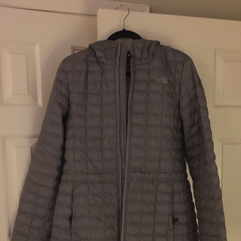 Women’s Northface Puffer coat
